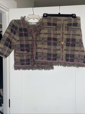 Never worn Zara women Olive Green and Mauve Plaid Tweed Jacket & Skirt Set
